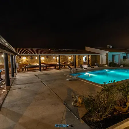 Pool Relaxing Getaway, Bbq, Wi-fi, Netflix * Terrugem