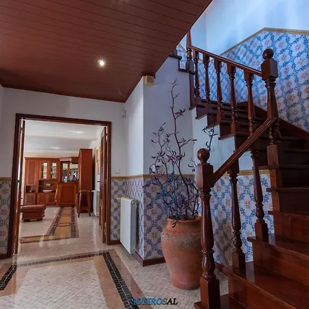 Pool Relaxing Getaway, Bbq, Wi-fi, Netflix Villa